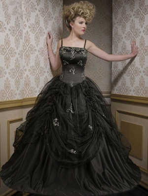 Black gothic wedding dress