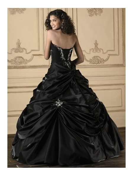 Black Embroidery Ball Gown Gothic Wedding Dress - Devilnight.co.uk