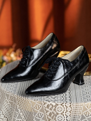 Black Pointed Toe Lace-Up Leather Victorian Shoes