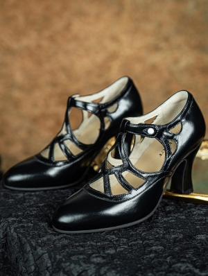 Black Gothic Hollow Out Retro High Heeled Leather Shoes