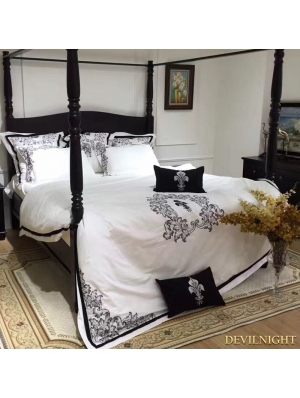 White and Black Gothic Vintage Palace Comforter Set