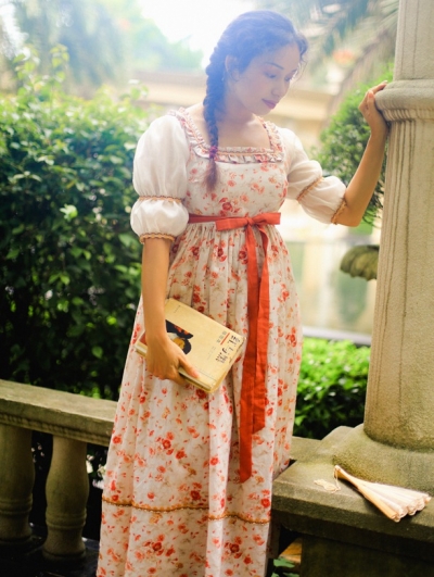 Floral Short Sleeves Vintage Medieval Inspired Dress