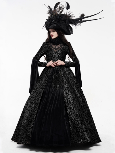 Black Gogerous Court Gothic Victorian dress
