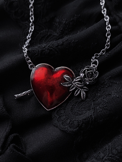 Vintage Gothic Rose Heart Pendant Necklace