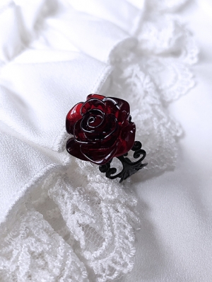 Dark Red Vintage Gothic Rose Ring