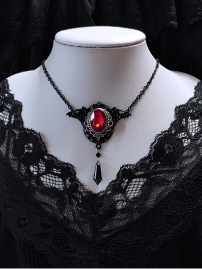 Vintage Gothic Dark Bat Pendant Necklace