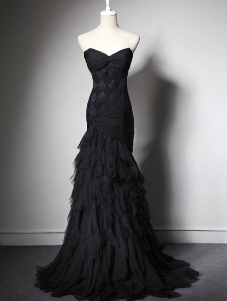 Gothic elegant dresses hotsell
